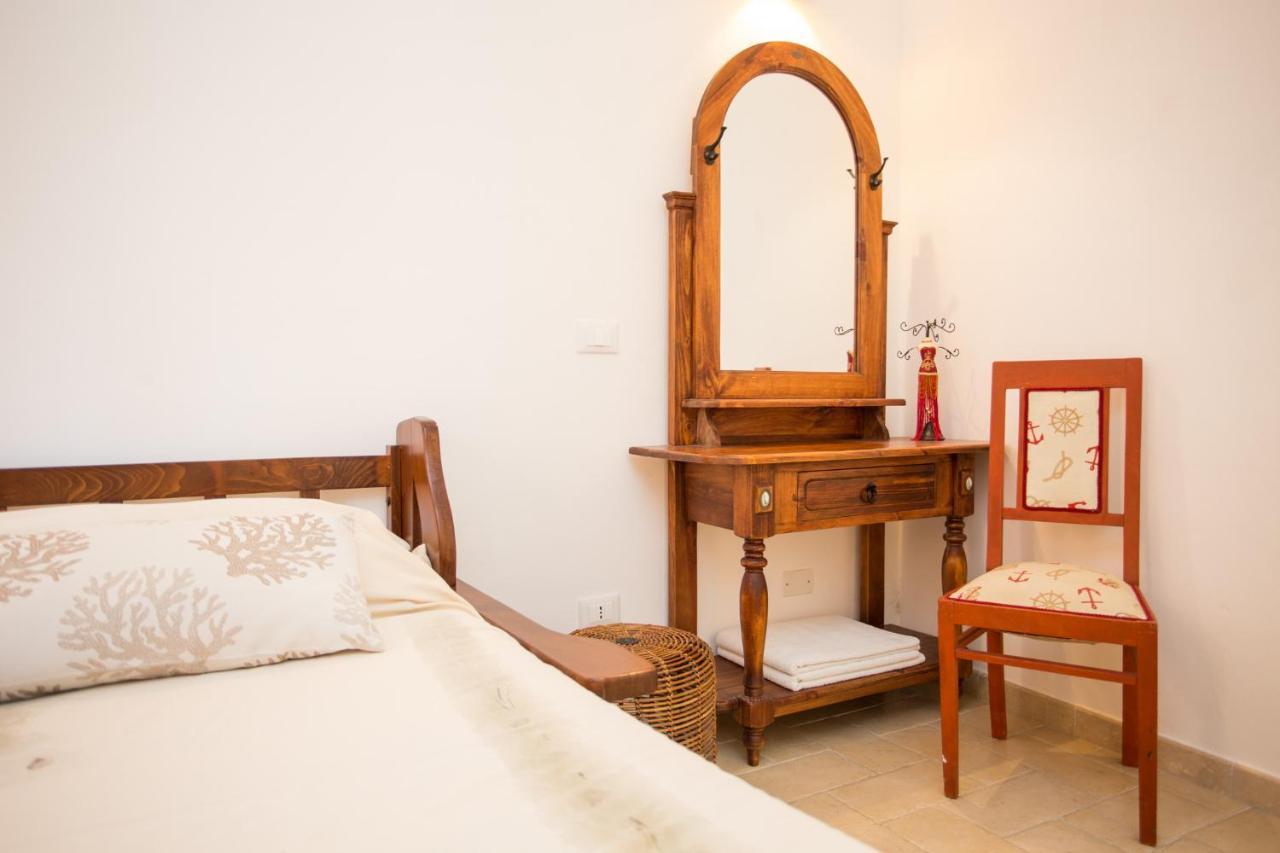 La Casa Della Tilde Appartement Bocca di Magra Buitenkant foto