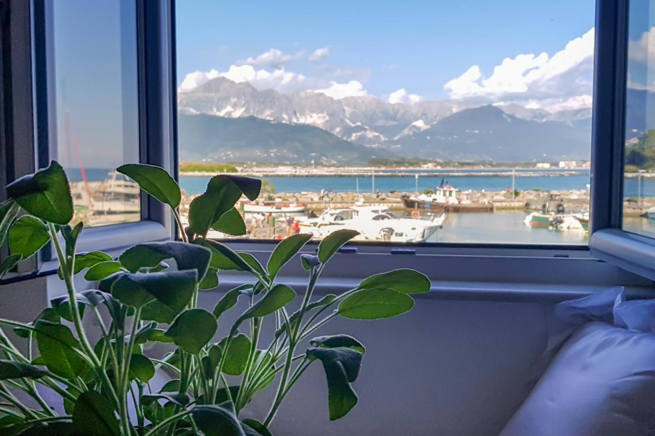 La Casa Della Tilde Appartement Bocca di Magra Buitenkant foto